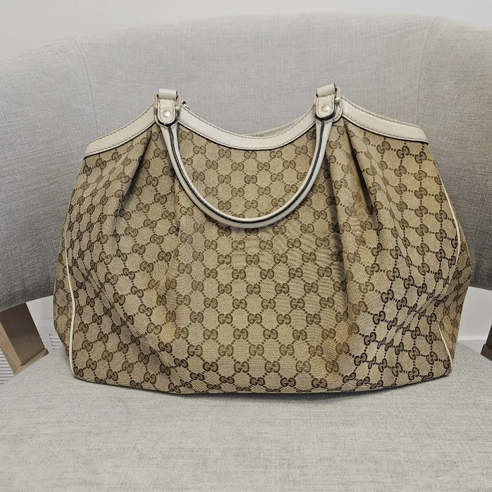 Gucci Sukey Large tote with detachable interlocking G charm - Picture 2 of 8